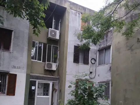 Departamento en venta de 2 dormitorios en Lomas de Zamora