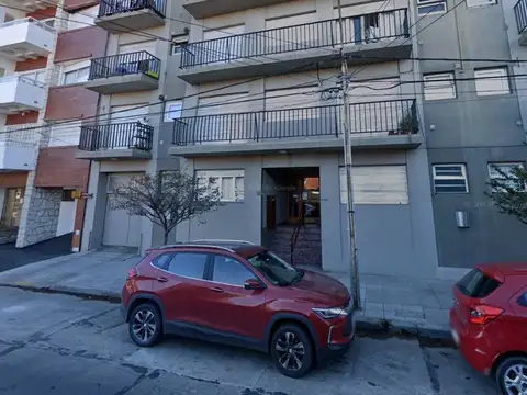 Hipólito Yrigoyen 3300