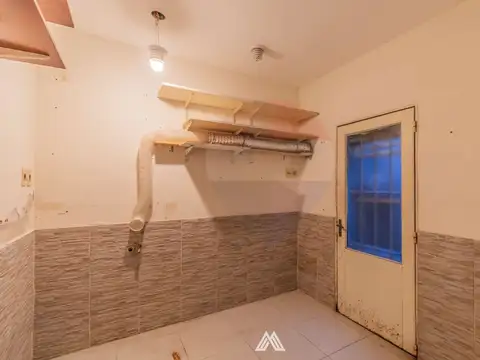 Casa 5 ambientes con 2 baños