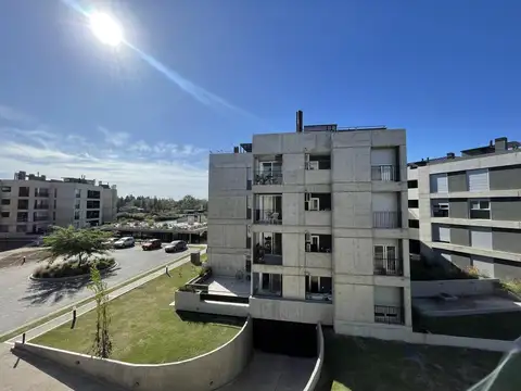 8 Sauces  Torre 8 - 3 Dormitorios