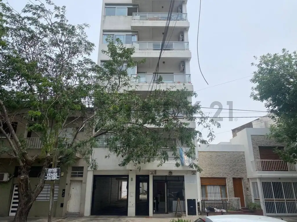 63 entre 1 y 2 300, Piso 2