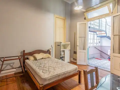 PH en Balvanera con terraza y quincho – Sin expensas y entrada independiente