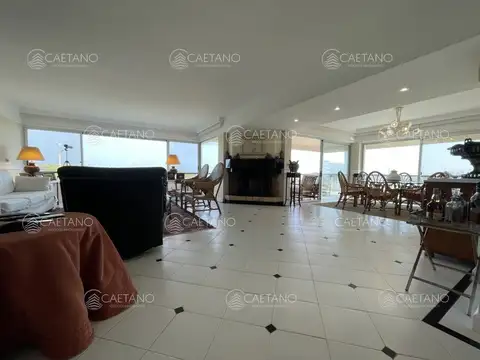 Departamento en Alquiler Temporal de 4 dormitorios