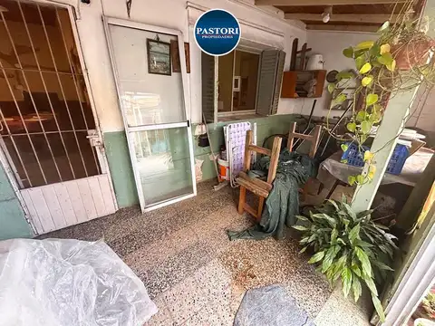 Depto Tipo Casa 3 ambientes con 2 baños