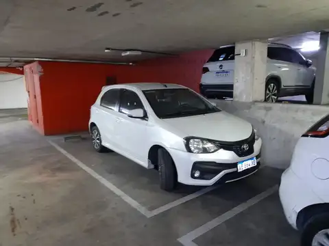 COCHERA FIJA EN ALQUILER - BELGRANO