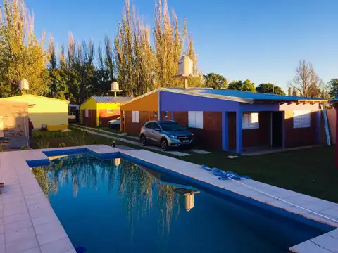 Casa 4 ambientes con 4 baños