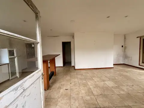 Casa 2 ambientes con 1 baño