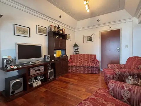 Departamento 5 ambientes con 3 baños