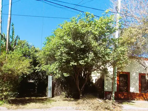 VENTA EN BLOCK CASA  DEPARTAMENTO  LOTE LIBRE –TRIPLE OPORTUNIDAD DE INVERSIÓN  BANFIELD  LANÚS ESTE