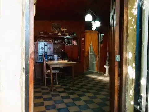 VENTA EN BLOCK CASA  DEPARTAMENTO  LOTE LIBRE –TRIPLE OPORTUNIDAD DE INVERSIÓN  BANFIELD  LANÚS ESTE