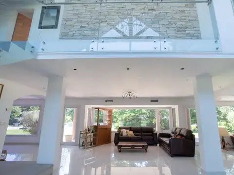 Casa en Venta de 5 dormitorios