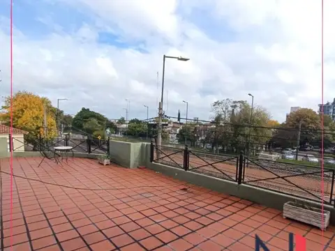 Rivadavia 21900 , Piso 1