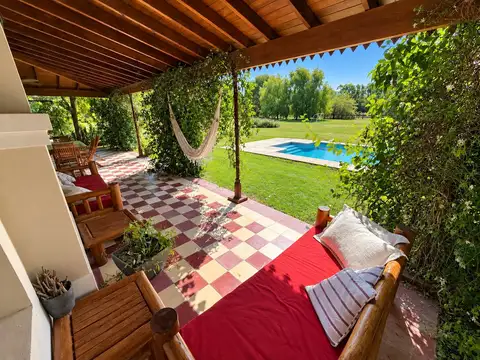 Casa en Alquiler de 4 dormitorios