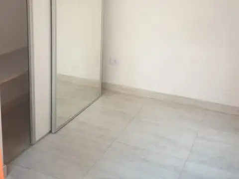 Depto Tipo Casa en Alquiler en José León Suárez, $ 450.000