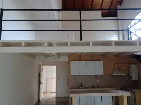 DEPTO  3 AMB. MAIPU 313 TIGRE. CON COCHERA DENTRO DE COMPLEJO CON PISCINA