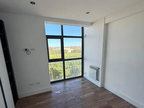 Departamento 4 amb en Duplex c/coch doble Zona  Constitución