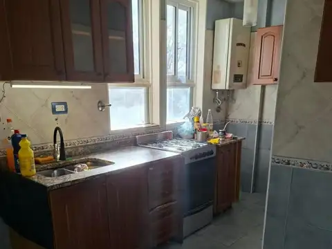 VENTA  DEPARTAMENTO TRES AMBIENTES EN CABALLITO