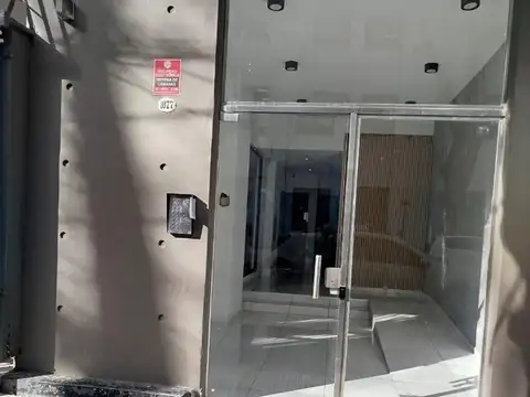 VENTA  DEPARTAMENTO TRES AMBIENTES EN CABALLITO