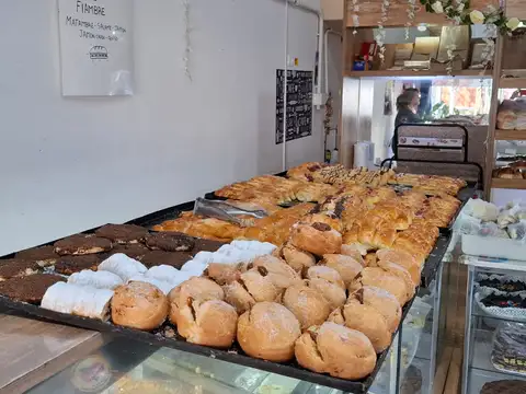 Local en Alquiler Via Pública