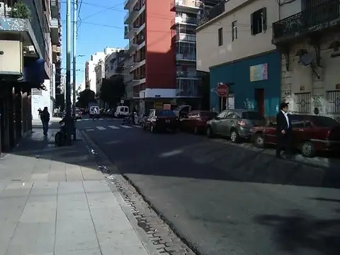 Galpon en Venta en Abasto, USD 390.000