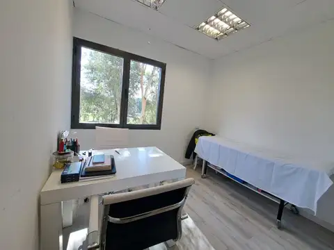 Oficina en Alquiler en Canning, $ 1.000.000