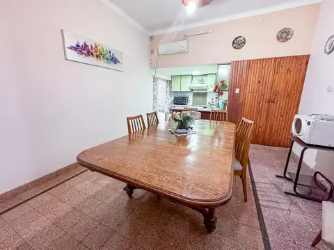 Montevideo 3800 - Casa Planta alta - 3 dormis