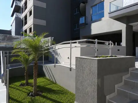 Hermoso depto de 3 amb. con cochera a estrenar
