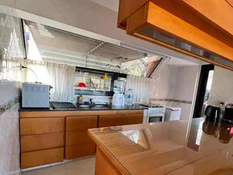 Departamento en Alquiler con 2 cocheras