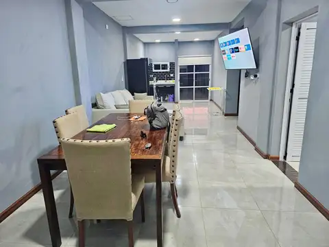 VENDO IMPRESIONANTE CASA A ESTRENAR C/ PISCINA EN POSADAS MNES