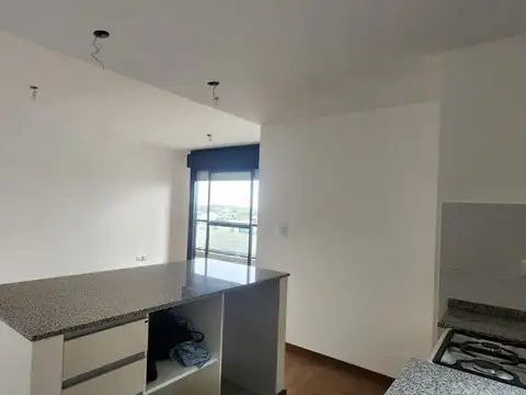 Miglierini 700, Piso 4