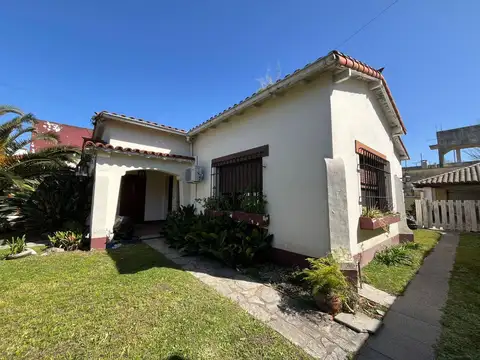Casa en Alquiler en Bella Vista, $ 1.700.000