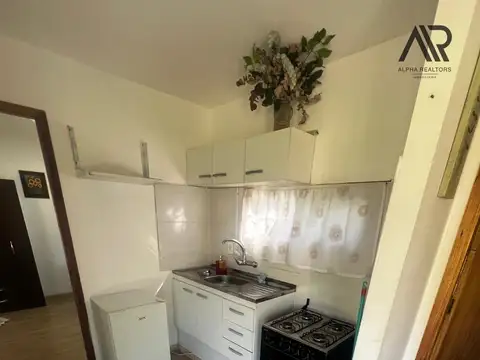 Casa en alquiler temporario c/ cochera en Santa Monica