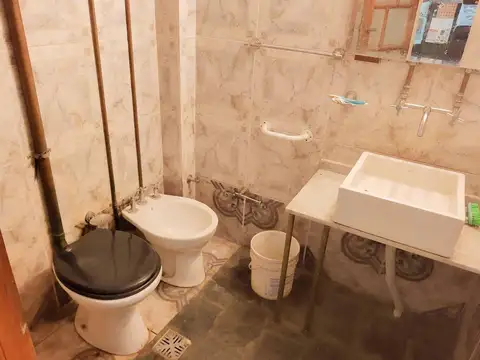 Depto Tipo Casa en Venta 40 años