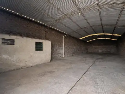 VENTA GALPÓN EN VILLA GOBERNADOR GÁLVEZ