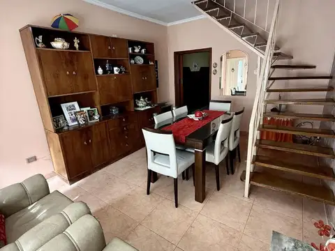 Depto Tipo Casa en Venta 10 años