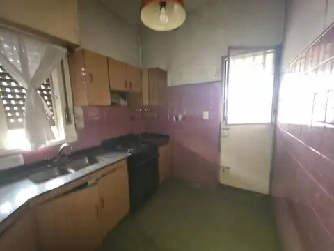 Departamento 5 ambientes con 2 baños