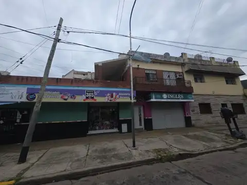 Loma Hermosa – Departamento Tipo Casa de 5 Ambientes en Planta Alta F: 11291