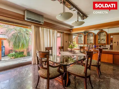 Casa 5 ambientes con 3 baños