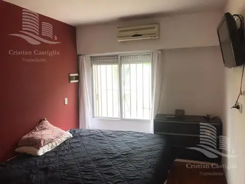 Depto Tipo Casa en Venta con 1 cocheras