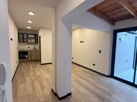 Depto Tipo Casa en Alquiler de Monoambiente