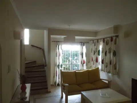 Avenida de Las Artes y Rivadavia