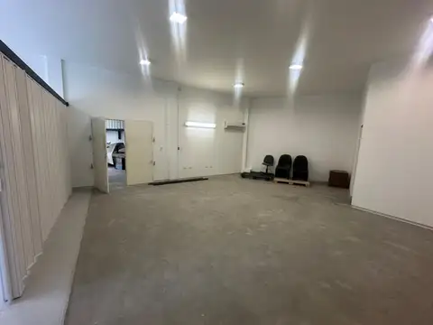 Oficina en Venta con 1 cochera