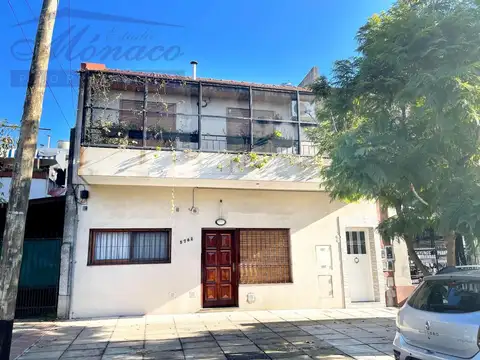 Oportunidad! T/Casa 3 amb + Quincho/Tza.  Entrada indepte. 