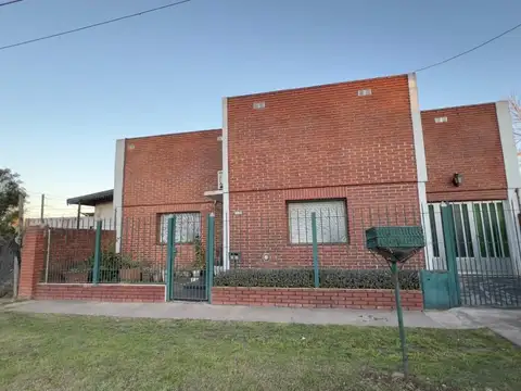 Casa en venta en Monte Grande apta credito