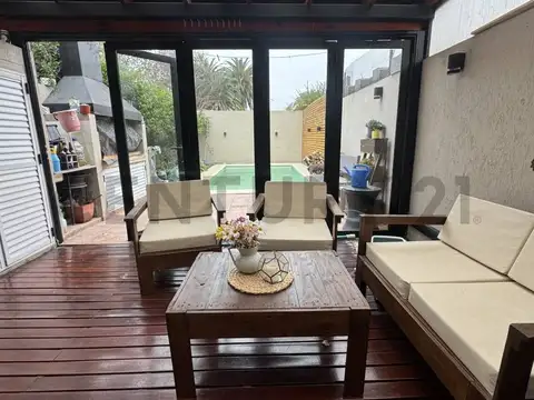 Casa 3 ambientes con 1 baño