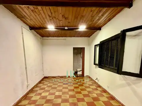 Se Vende Casa de 3 Ambientes con Departamento Independiente - San Bernardo, Luján