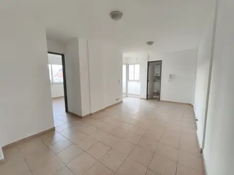 ALQUILO DEPARTAMENTO BALCON ALTO ALBERDI PILETA