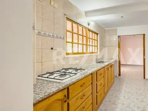 ALQUILER CASA PLANTA BAJA B TEJAS ROJAS NEUQUEN