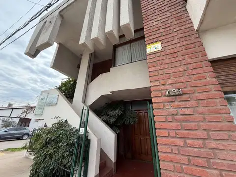 IMPORTANTE CASA EN VENTA EN EL CENTRO DE V. TUERTO