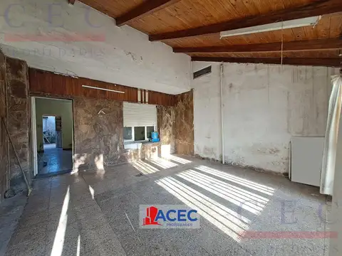 Casa 3 ambientes con 1 baño